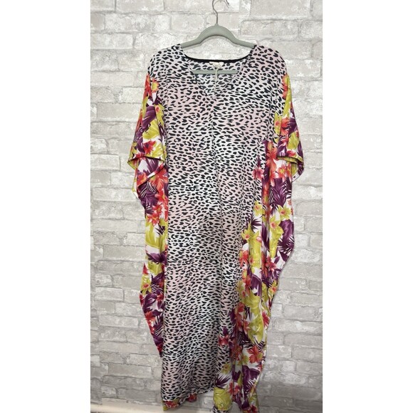 Gypsie Blu Dresses & Skirts - Gypsie Bly  one size kaftan dress with a leopard and floral print.